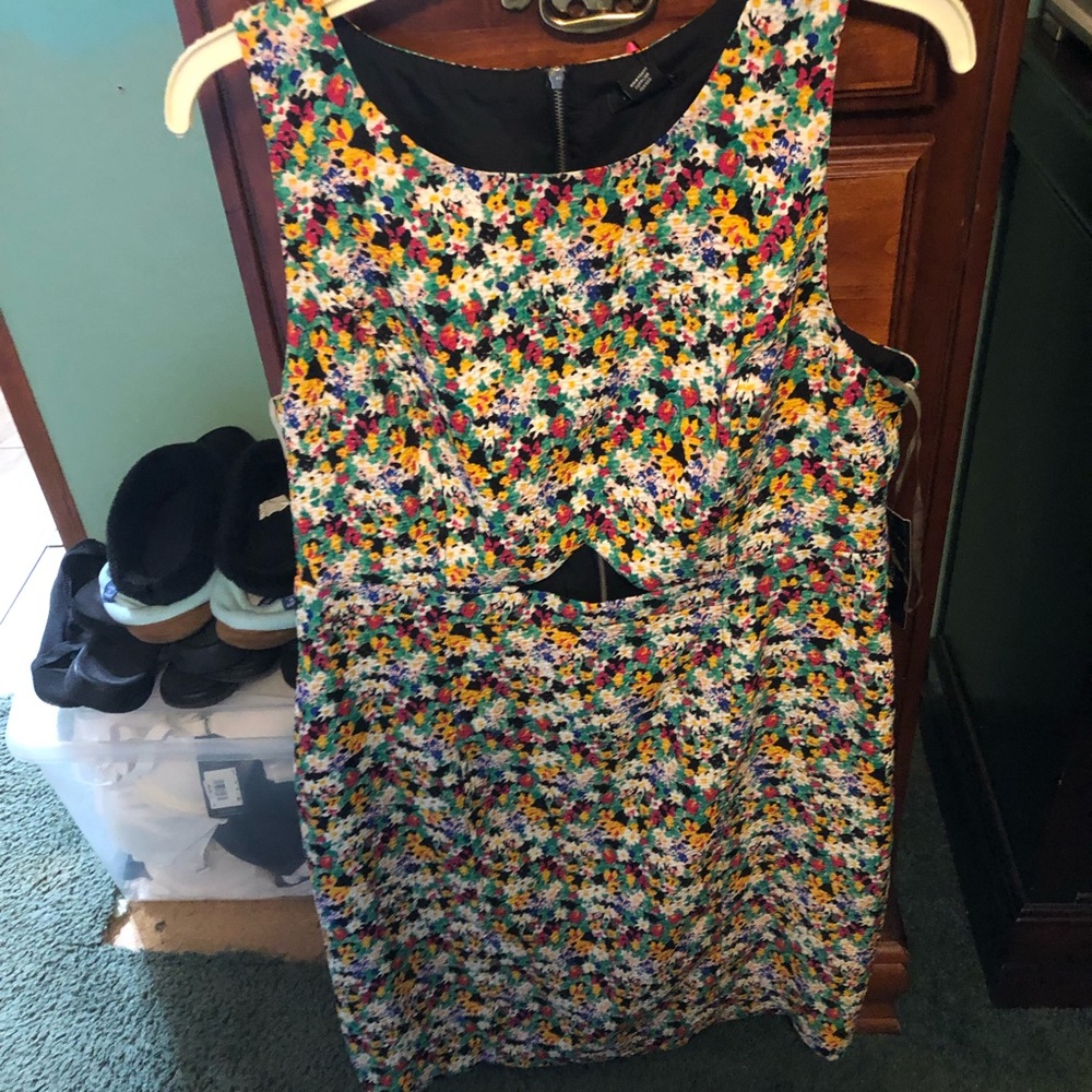 1 ❤️ Ronson MIDI Dress Multicolored NWT
